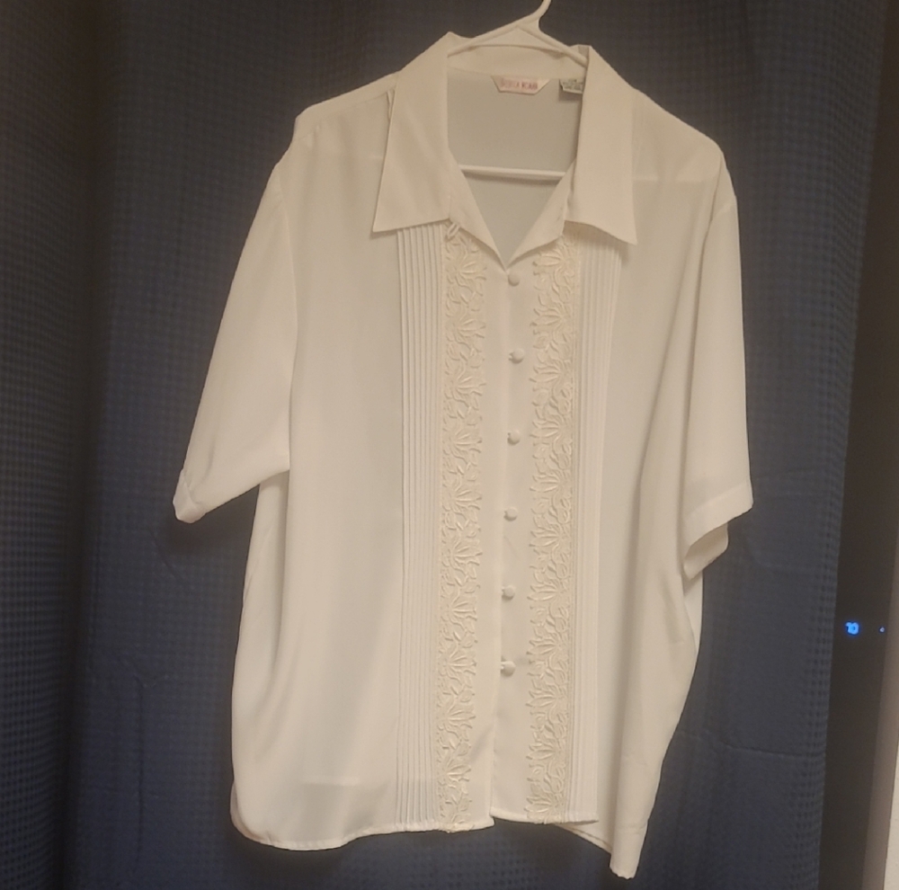 Selecca Woman White Blouse